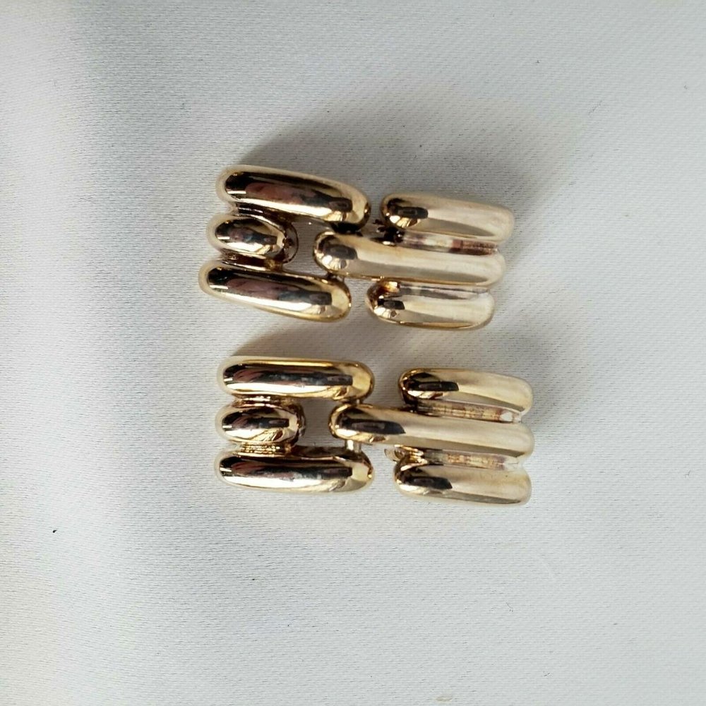 Vintage Joan Rivers Link Drop Clip On Earrings
